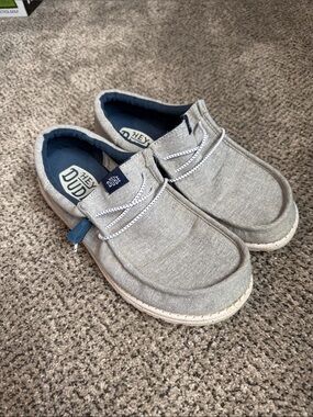 Hey Dude Gray Wally Free Men’s Slip-On Loafers with Navy Lining
